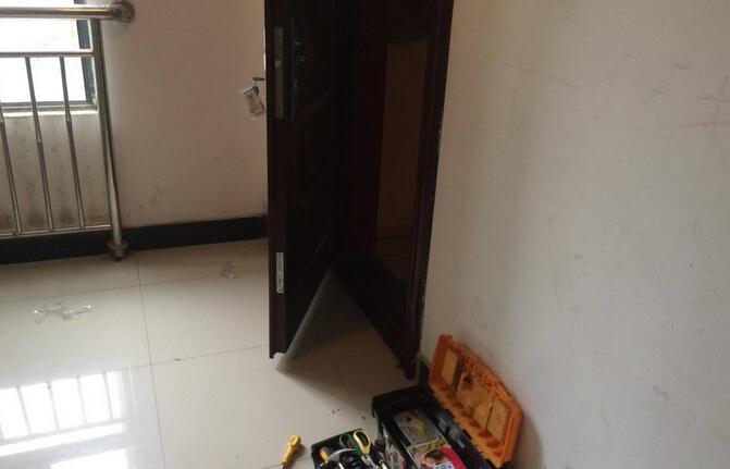 防盗门开锁 防盗门开锁